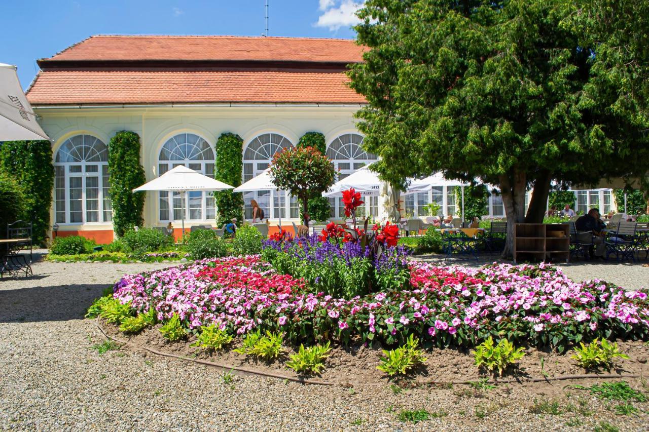 Rozalia Garden Gate 3* Avrig