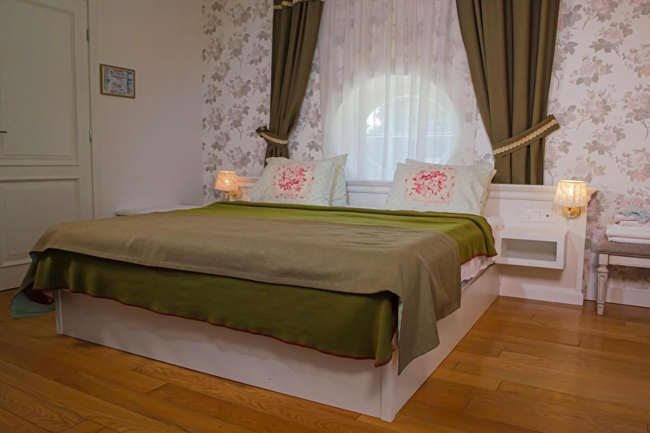 Rozalia Garden Gate 3* Avrig